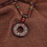 Collier en Bois Népalais 5