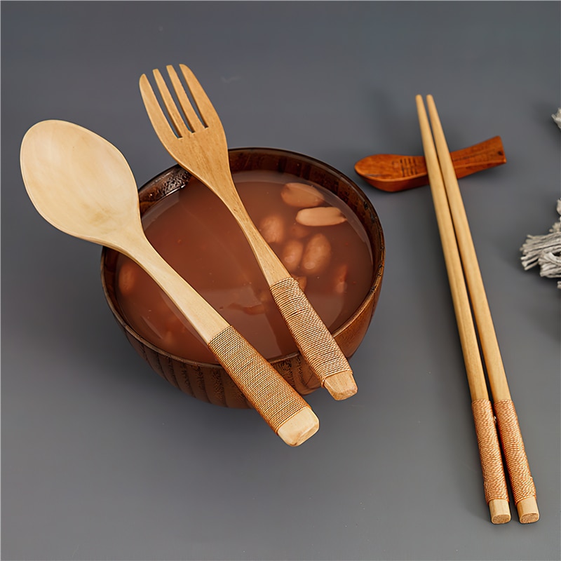 Kit de Couverts Avec Baguettes en Bois Clair 8