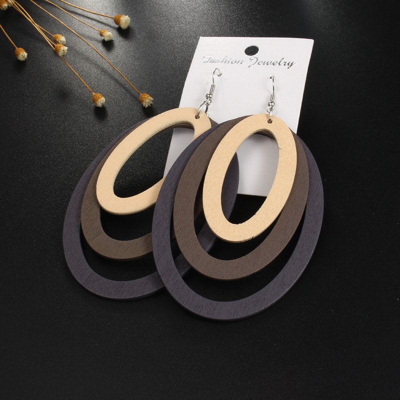 Boucles d’oreilles bois en forme ovales superposées 13