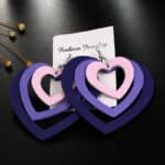Boucles d’oreilles bois en forme de cœurs superposés 7