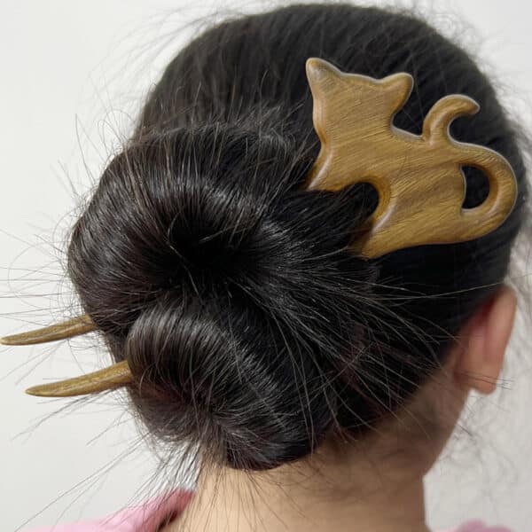 Broche à cheveux en bois pour femmes 2