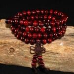 Bracelet bouddhiste, avec perles en bois 8