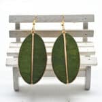 Boucles d’oreilles en bois vertes de forme ovale 6