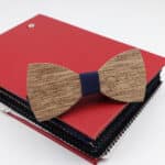 Noeud papillon en bois et tissu coloré pour homme 4